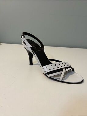 Fendi White Leather  Slingback Heel